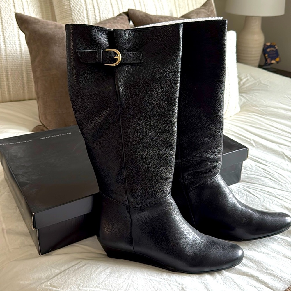 Steve Madden Black Boots